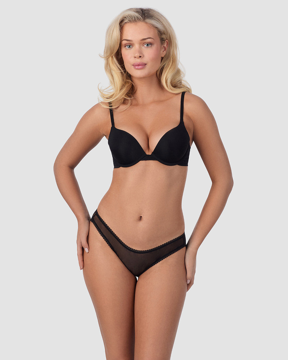 Sleek Micro Push Up Bra With Lace - Black